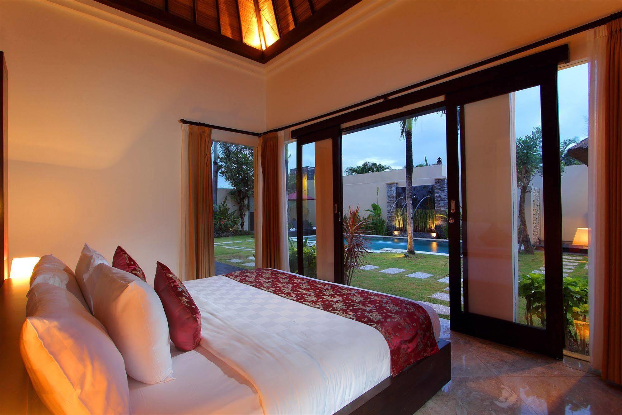 RC Villas&Spa Bali Seminyak Esterno foto
