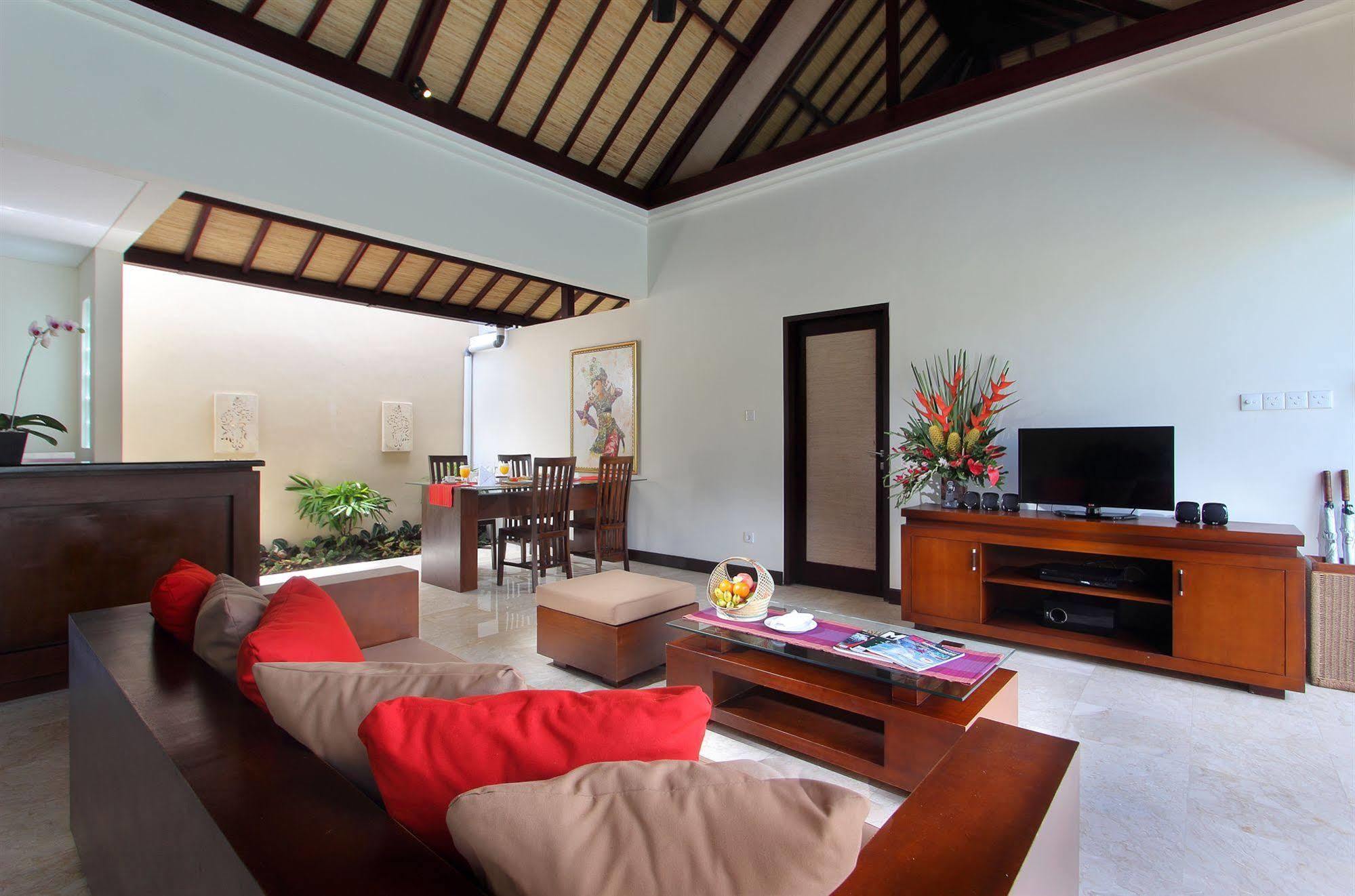 RC Villas&Spa Bali Seminyak Esterno foto