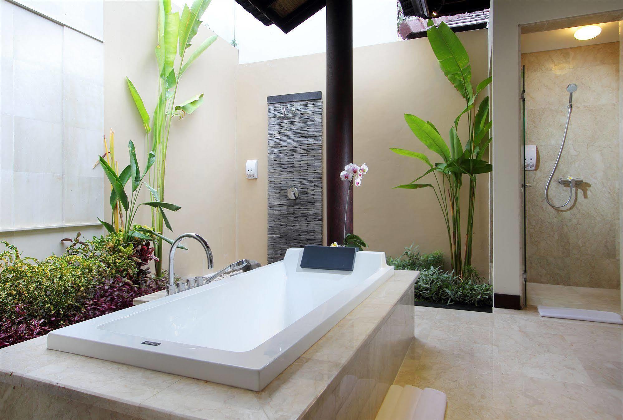 RC Villas&Spa Bali Seminyak Esterno foto