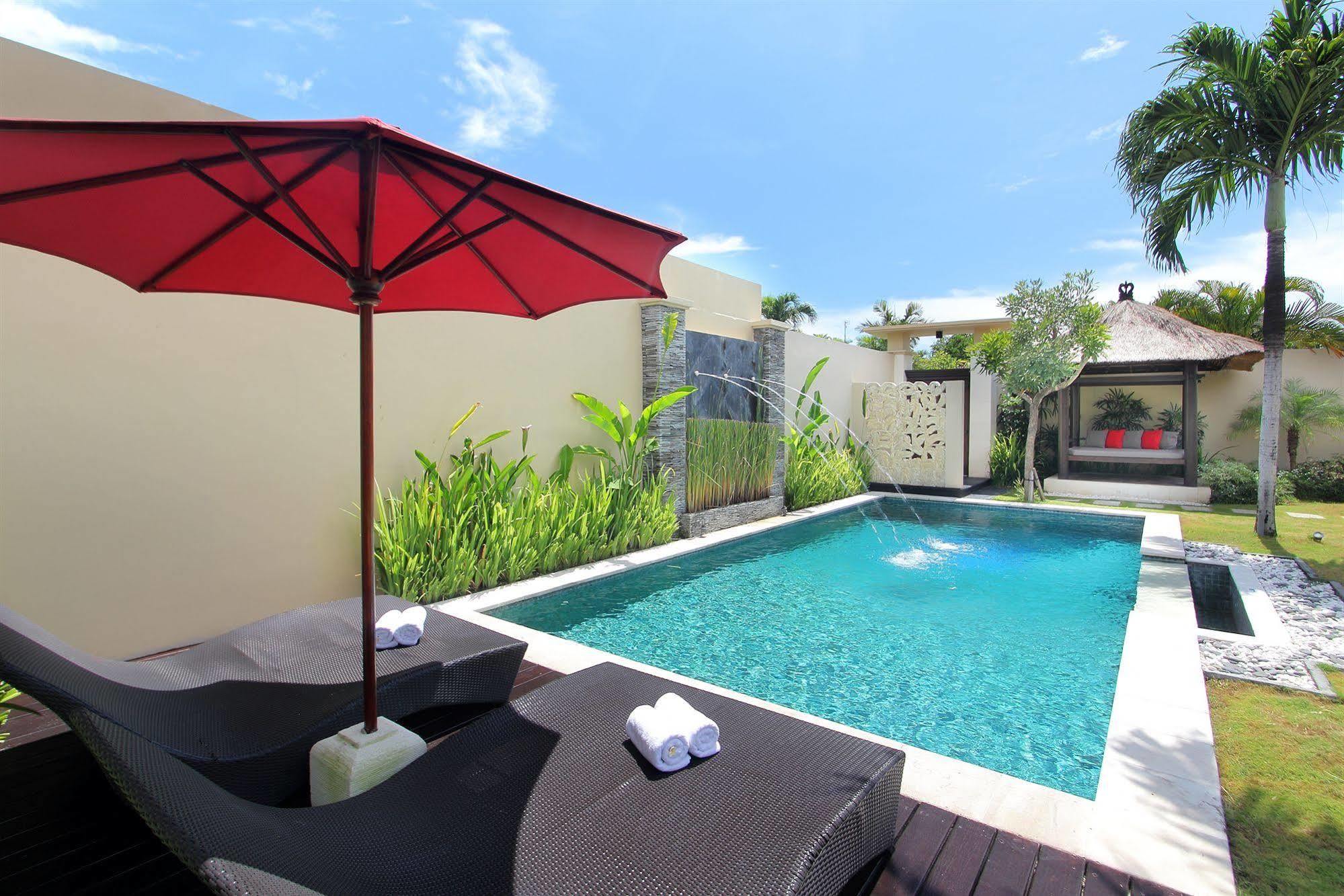RC Villas&Spa Bali Seminyak Esterno foto