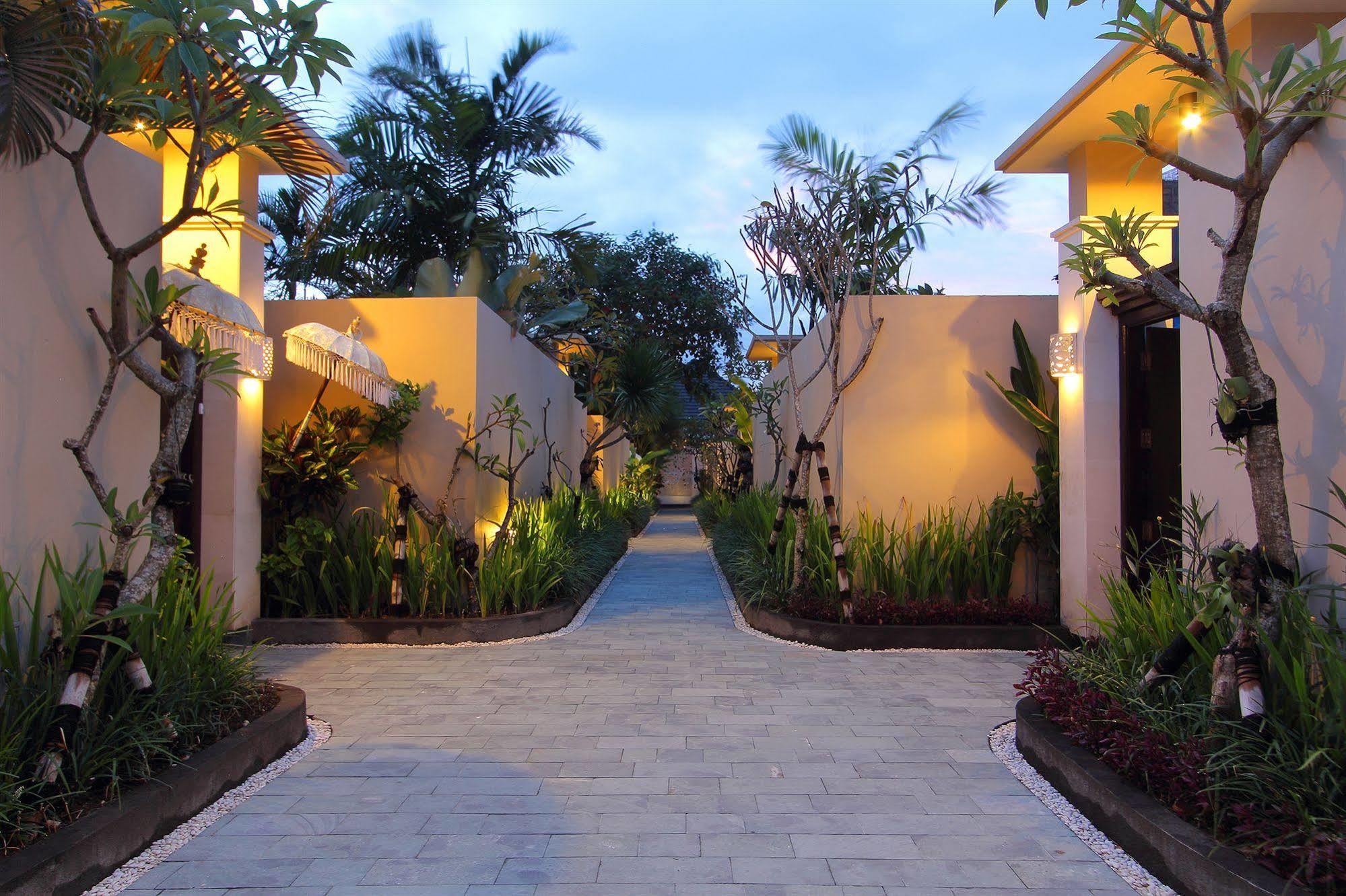 RC Villas&Spa Bali Seminyak Esterno foto